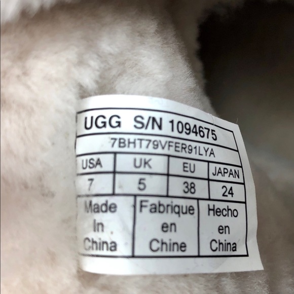 UGG Australia Abree Mini Stardust Ankle Boots - Picture 7 of 8